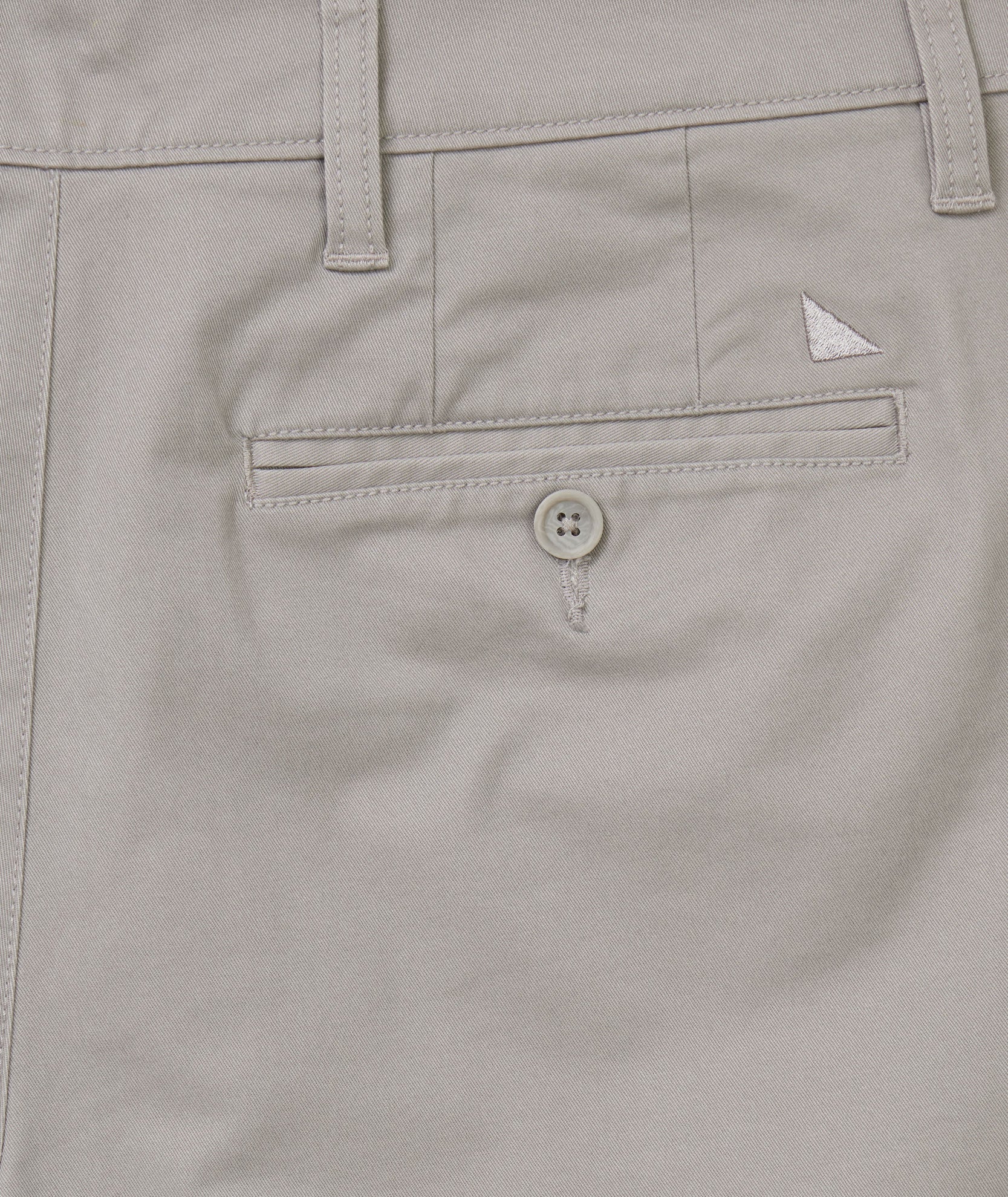 7" Stretch Chino Shorts