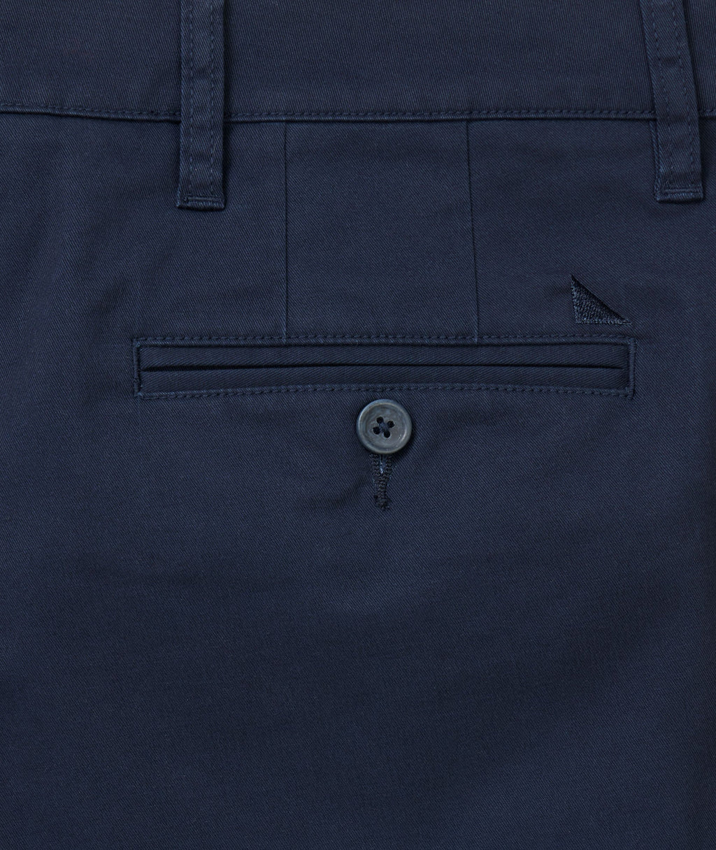 7" Stretch Chino Shorts